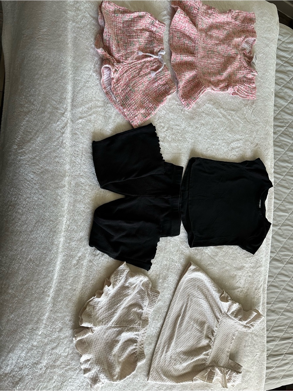 Girls 3T Clothing Bundle โจ